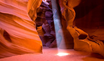 Antelope Canyon Sunbeam 4-850x500.jpg